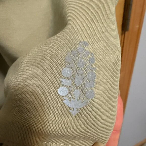 Hot Shot Onesie - NWT - Sage Stone / Army Green - XS - Picture 3 of 7